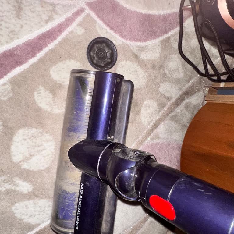 Dyson Gen 5 Detect Süpürgede Kısa Sürede Parça Sorunları Ve Garanti Memnuniyetsizliği