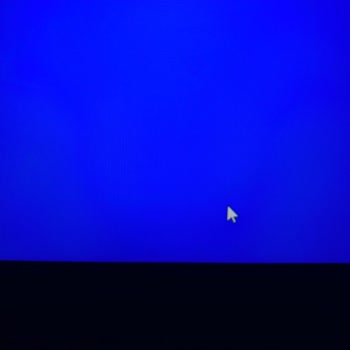 Defalarca Servise Gönderilen Bilgisayarın Ekran Sorunu Çözülmüyor