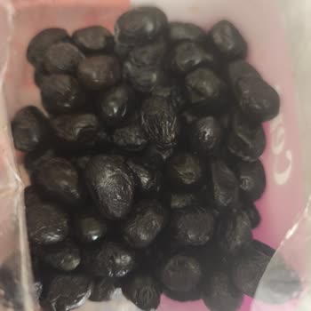 Açılmamış Siyah Zeytin Küflü Çıktı: Sağlık Ve Güven Endişesi