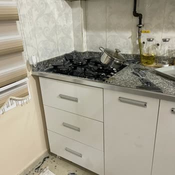 Yeni Alınan Kumtel Ocak İlk Kullanımda Camı Patladı, Garanti Dışı Denildi