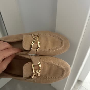 Yeni Alınan Deri Babet Üçüncü Giyişte Yırtıldı Değişim Ya Da İade Talebi