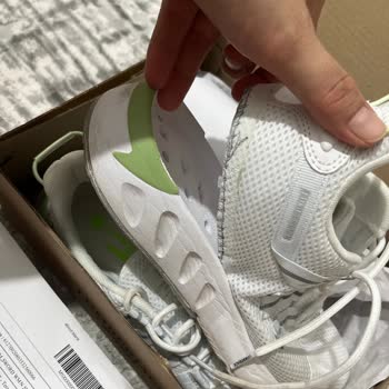 Kısa Sürede Hasar Gören Ayakkabımın İadesi Reddedildi