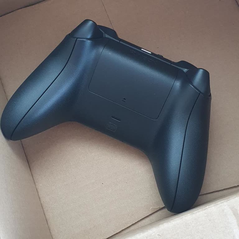 Garanti Kapsamında İkinci El Xbox Kontrolcü Gönderildi, Sıfır Ürün Talep Ediyorum