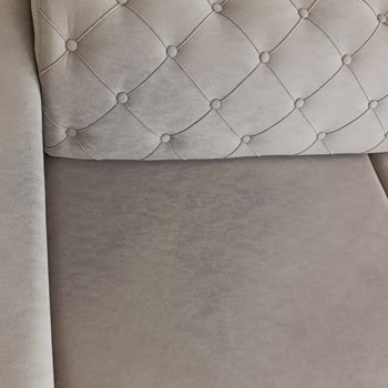 Kısa Sürede Renk Solan Koltuklar Mağduriyet Yarattı