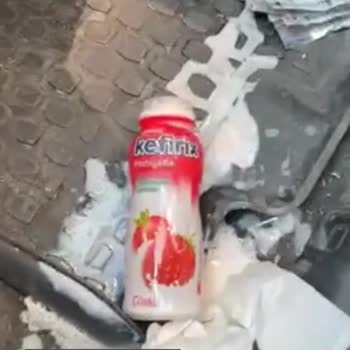 Şok Marketler Arabada Seyir Halindeyken Kefir Patladı!