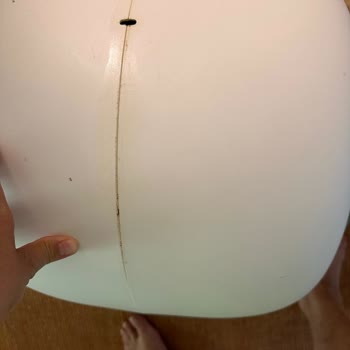 Kedi Tuvaleti Sürekli Sızdırıyor, Müşteri Hizmetleri Çözüm Sunmuyor