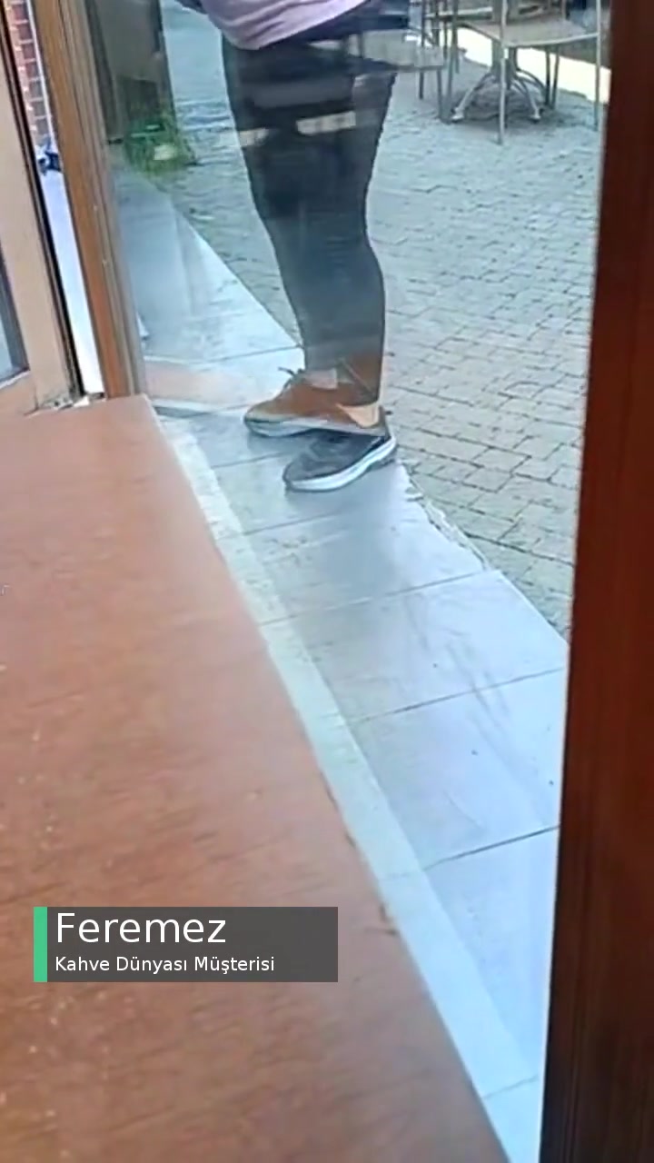 Kahve Dünyası Mersin Forum Şubesi İlgisiz Yönetici Ve Çalışanlar videonun kapak resmi