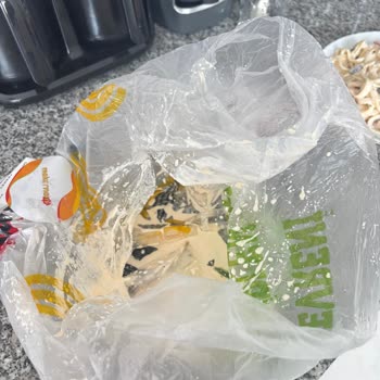 Açık Paket Ve Dökülmüş Yemek Nedeniyle Mağduriyet Yaşadım