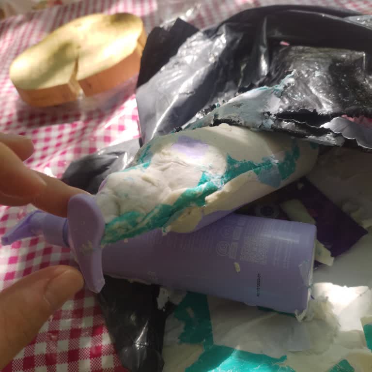 Denebunu.com Premium Kutu Hasarlı Ve Müşteri Hizmetleri Dönüş Yapmıyor