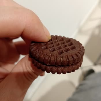 Aldığım Bisküvide Tekrar Kıl Çıkması Ve Hijyen Sorunu