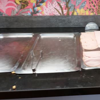 Orta Avrupa Turunda Sachsengang Otel'de Kahvaltı Ve Konaklama Sorunları