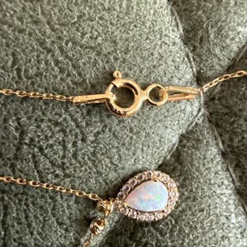 Sahte Altın Kolyeler Ve İletişimsiz Mağaza: Param Boşa Gitti!