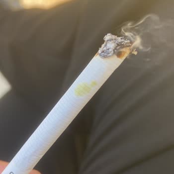 Marlboro Touch Blue Sigaralarda Sürekli Sarı Leke Sorunu Endişe Yaratıyor