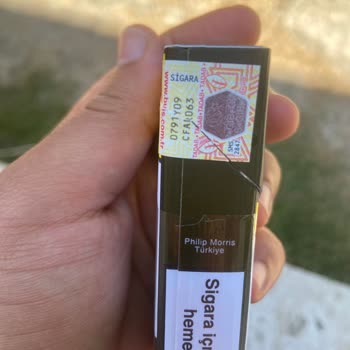 Marlboro Touch Blue Sigaralarda Sürekli Sarı Leke Sorunu Endişe Yaratıyor