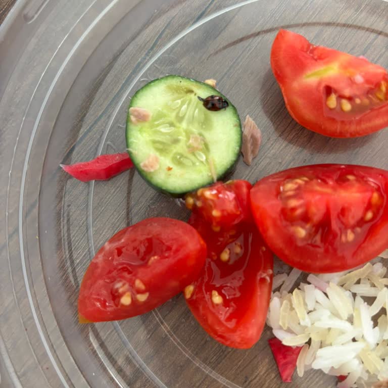 Yemeksepeti Siparişimden Çıkan Yabancı Cisimler Sağlığımı Tehlikeye Attı!