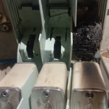 10 Aydır Şantiye Elektriğiyle Yaşamak Zorunda Bırakıldık: Acil Çözüm Bekliyoruz!