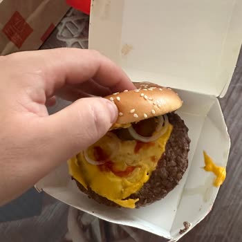 Soğan Alerjime Rağmen Siparişimde Sürekli Soğan Çıkıyor, İade De Yapılmıyor