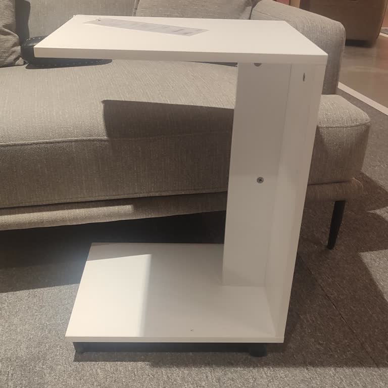 Satın Aldığım Gardırobun Stokta Olmaması Ve Mağduriyetimin Giderilmemesi