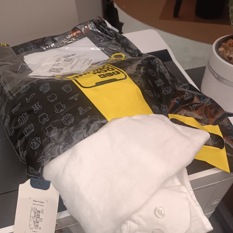 Beyaz Gömlek Hijyen Sorunu Ve İade Sürecinde Mağduriyet