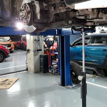 11.000 Km’de Direksiyon Arızası, Serviste Çözümsüz Kaldı Ve Mağduriyet Yaşıyorum