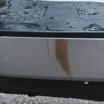 A101 Ekstra'dan Alınan Elektrikli Motosiklette Teslimattan İtibaren Geçmeyen Plastik İzleri