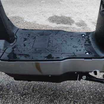 A101 Ekstra'dan Alınan Elektrikli Motosiklette Teslimattan İtibaren Geçmeyen Plastik İzleri