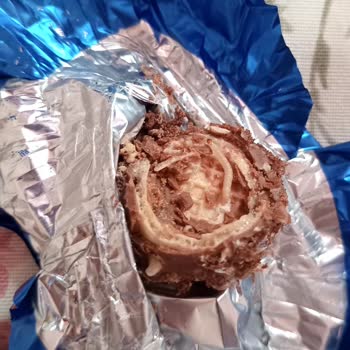 Godiva Çikolatadan Kurt Ve Kelebek Çıktı, Mağduriyetim Giderilmiyor