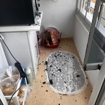 Patlayan Fırın Camı Sonrası İlgisizlik Ve Mağduriyet