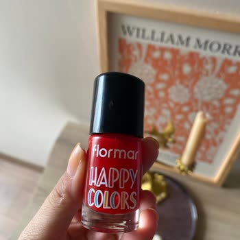 Flormar Oje Tırnaklarda Kalıcı Turuncu Lekeler Bırakıyor