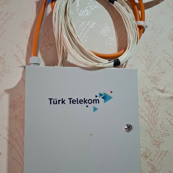 Fiber İnternet Bağlantısı İçin 5 Aydır Bekliyorum, Kimse İlgilenmiyor