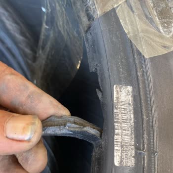 Aldığım Lastikler İlanla Uyuşmuyor, İade Talebim Karşılanmadı