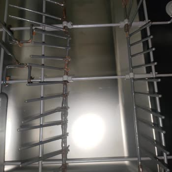 Arçelik Bulaşık Makinesinin Telleri Kısa Sürede Paslanıp Koptu, Çözüm Sunulmadı