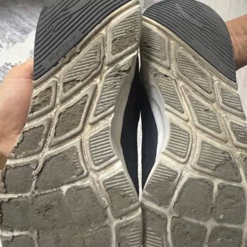 Kısa Sürede Soyulan Ayakkabı Ve Müşteri Hizmetleri Hayal Kırıklığı