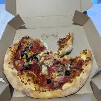 Domino’s Pizza Siparişimde Bozuk Malzeme Ve Yetersiz Çözüm