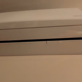 Vestel Klima Sürekli Su Damlatıyor, Çözüm Sunulmuyor