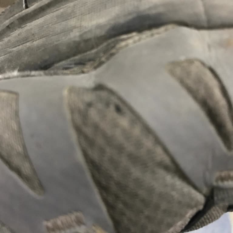 Garanti Süresi Devam Eden Ayakkabıda Tekrarlayan Yırtık Sorunu Ve Mağduriyet