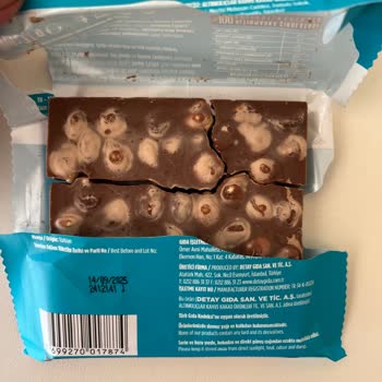 Aldığım Çikolatalar Bayat Ve Beyazlamış Çıktı, Çözüm Bekliyorum