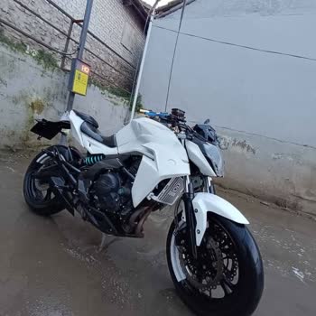 CFMOTO 400 NK Motorumda Süregelen Elektrik Ve Yazılım Sorunları İçin Çözüm Bekliyorum