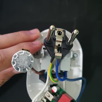 Nilson Prizde USB Girişi Kullanınca Sigorta Bozuldu