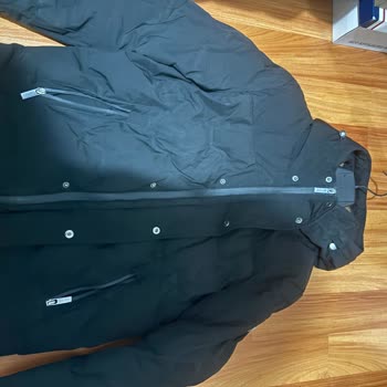 Colin's Montta Renk Solması Ve Fermuar Sorunu, Garanti Desteği Sağlanmadı