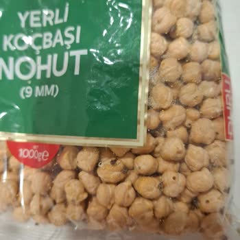 Duru Nohut Böceklenmiş