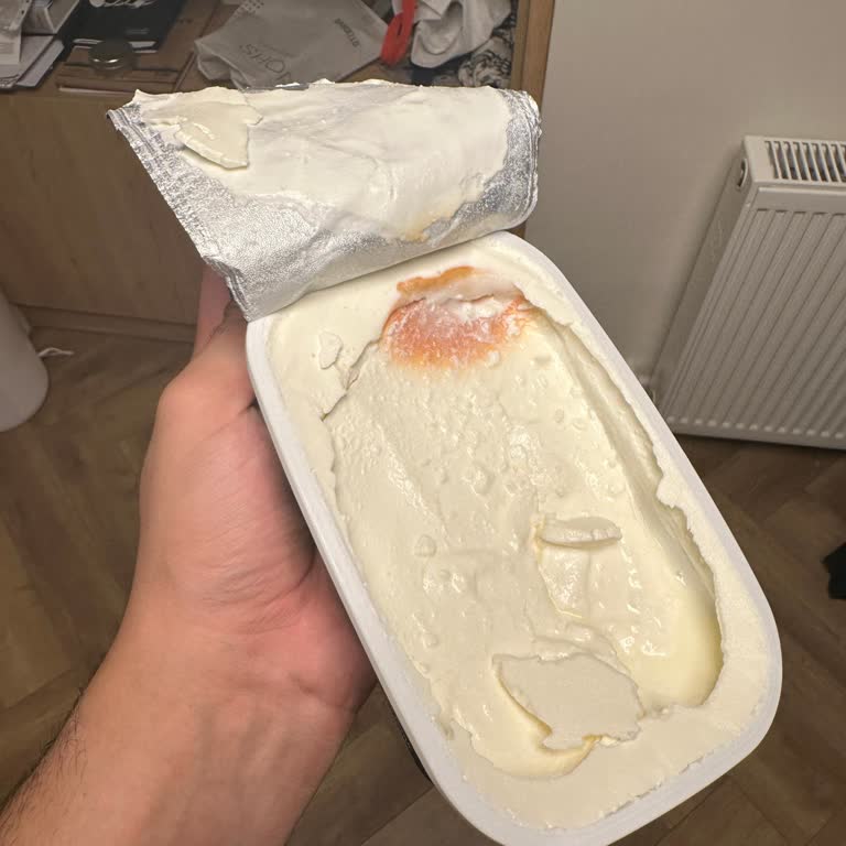 Pınar Labne Turuncu Lekeli!