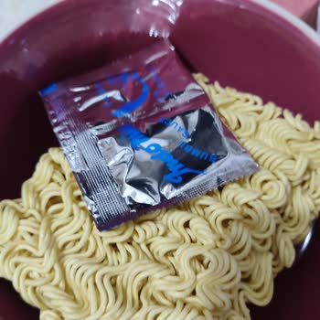 Aldığım Noodle Paketlerinde Sos Çıkmadı Mağdur Oldum