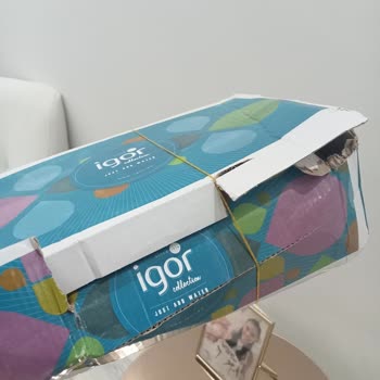 Geç Gelen Kargo Ve Dar Kalıp Sandalet Nedeniyle Hayal Kırıklığı