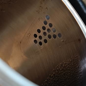 Fakir Chailand Çay Makinesinde Paslanma Ve Sağlık Endişesi