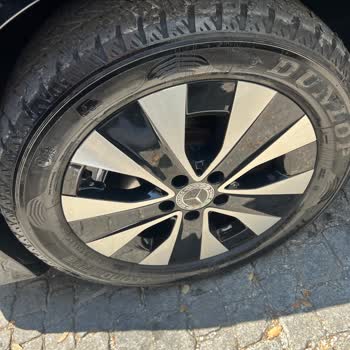 Sıfır Mercedes Vito'nun Lastikleri 3 Ayda Parçalandı, 1.5 Aydır Çözüm Yok!