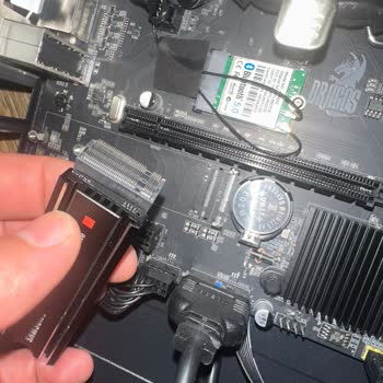 Ramtech SSD Soketi, 2 Haftalık Kullanımın Ardından Yerinden Çıktı