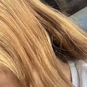 Brushlight İşlemi Sonrası Saç Renginde İstenmeyen Değişim Ve Yetersiz Çözüm