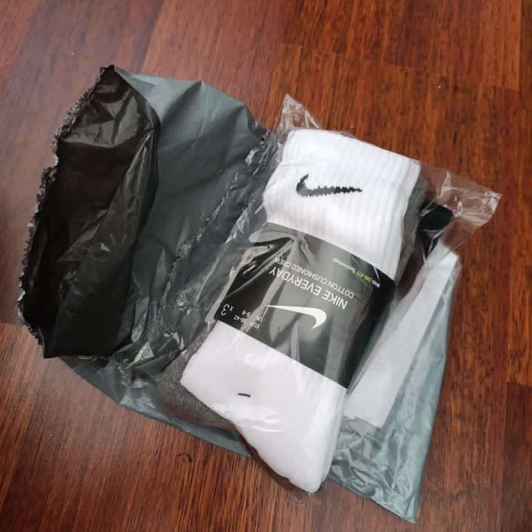 Ayakkabı Siparişi Yerine Çorap Gönderildi Fiyat Da Arttı