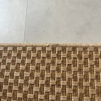 Hasarlı Halılar, Geciken Teslimat Ve Çözüm Sunmayan Müşteri Hizmetleri Mağduriyeti